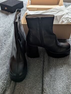 Zara Black Platform Chunky Heel Ankle Boots